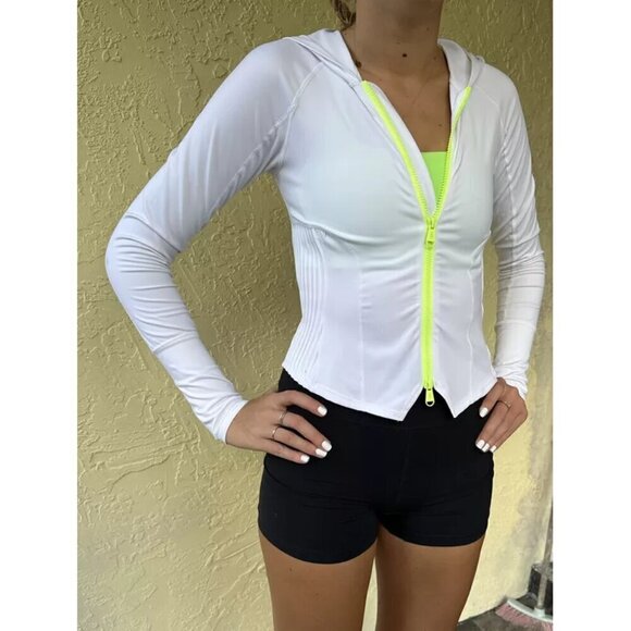 FREE PEOPLE Movement Playin For Keeps Zip Jacket in White Combo Size X-Small NWT - Picture 1 of 7